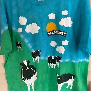 RARE Vintage BEN & JERRY’S EUPHORIA  Tee shirt XL with Cows, Clouds All Over